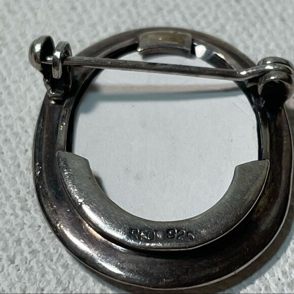 Sterling Silver vintage oval picture frame broach - Picture 4 of 6